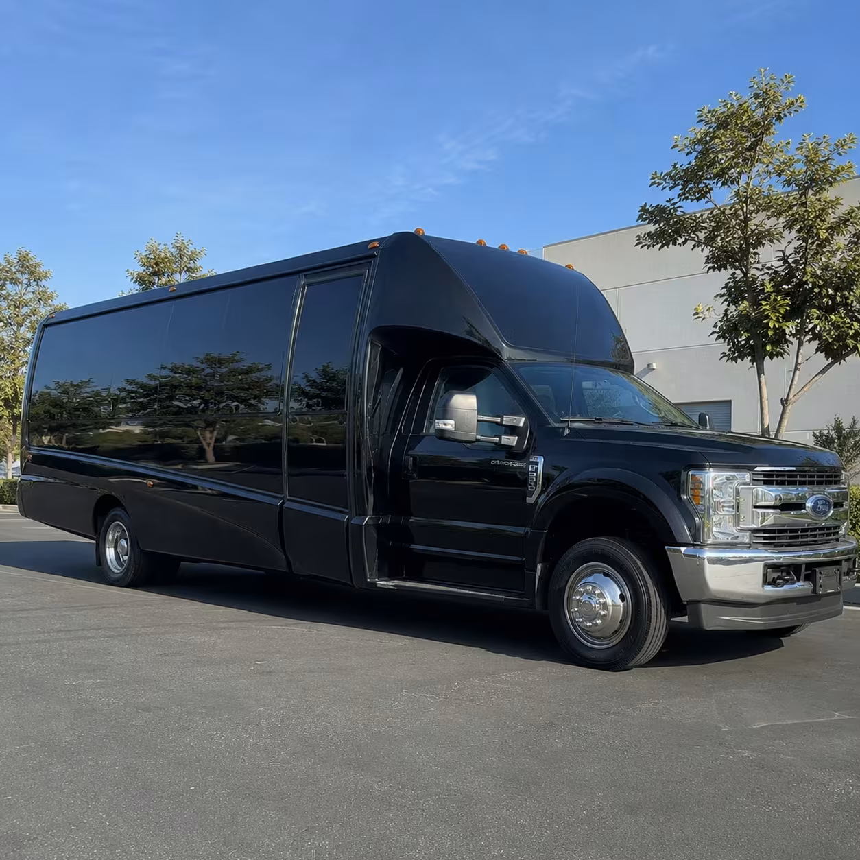 bridal party bus rentals in suffolk virginia
