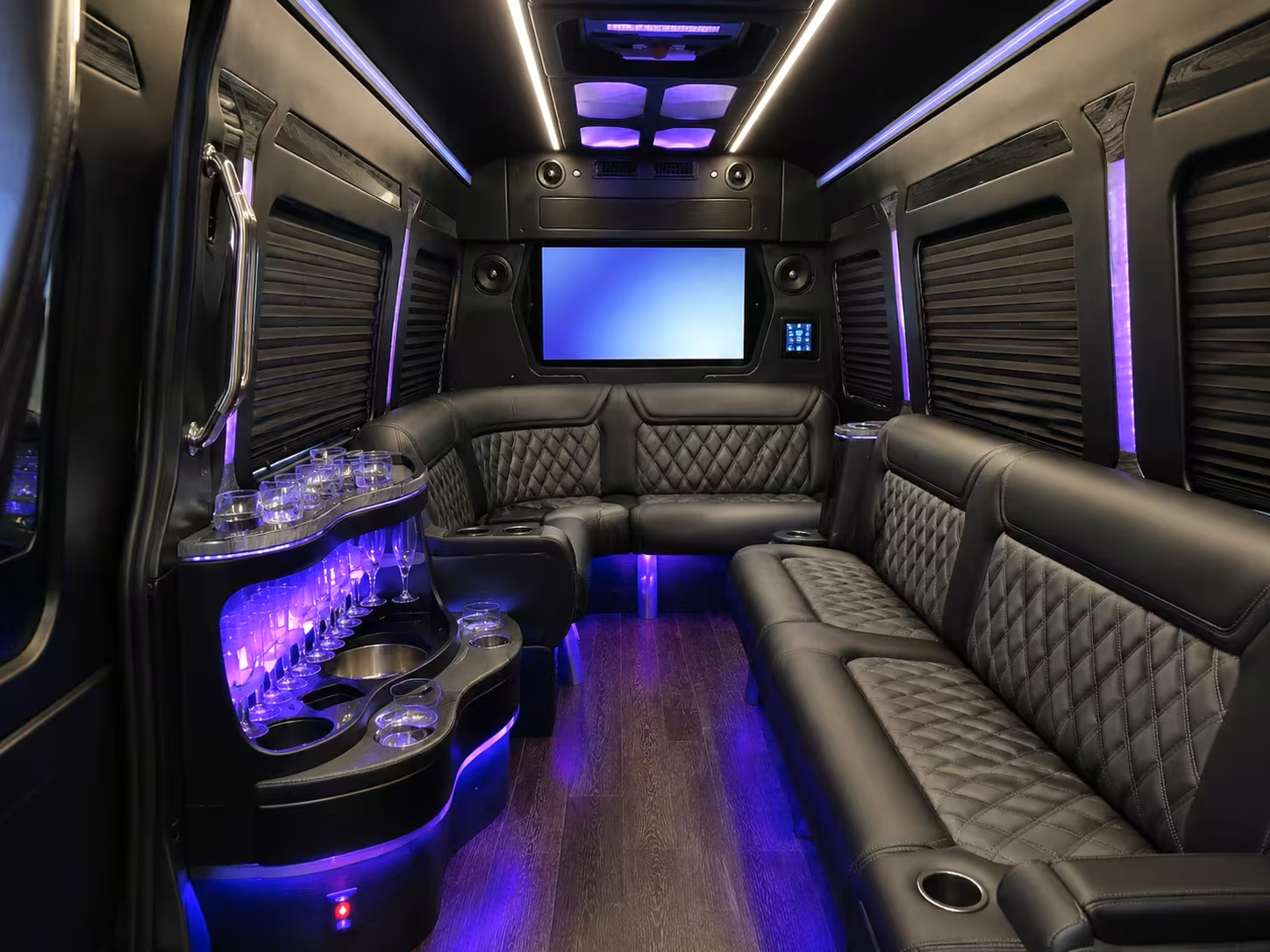 bus rental options for suffolk trips
