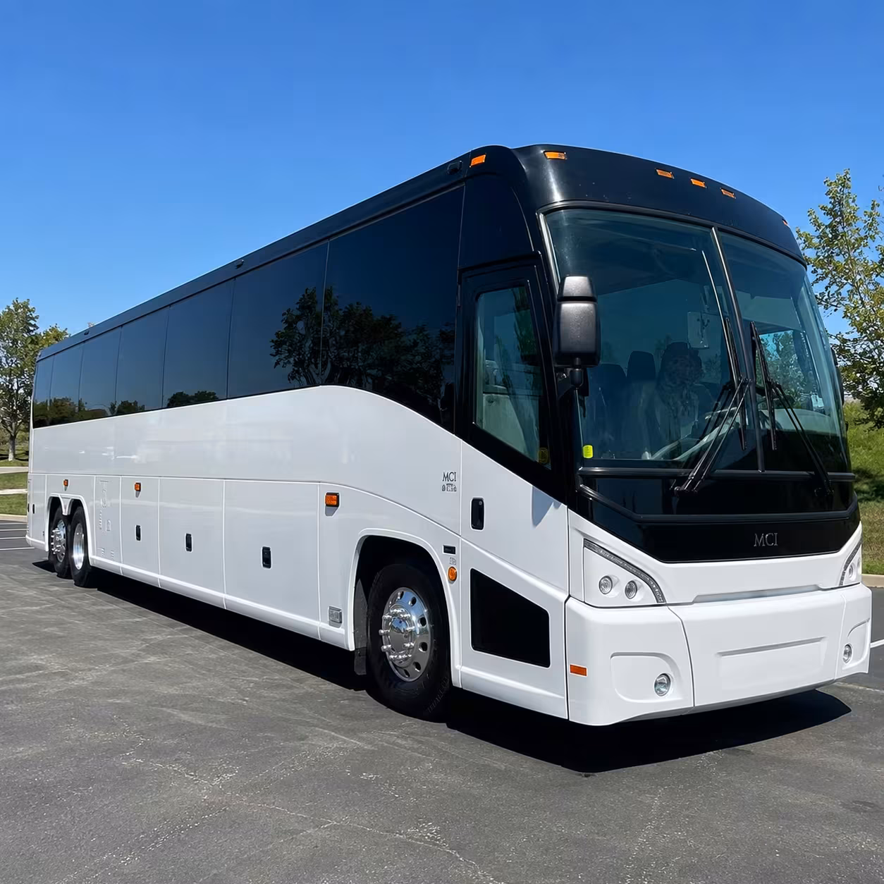 construction and industrial charter bus rentals in suffolk