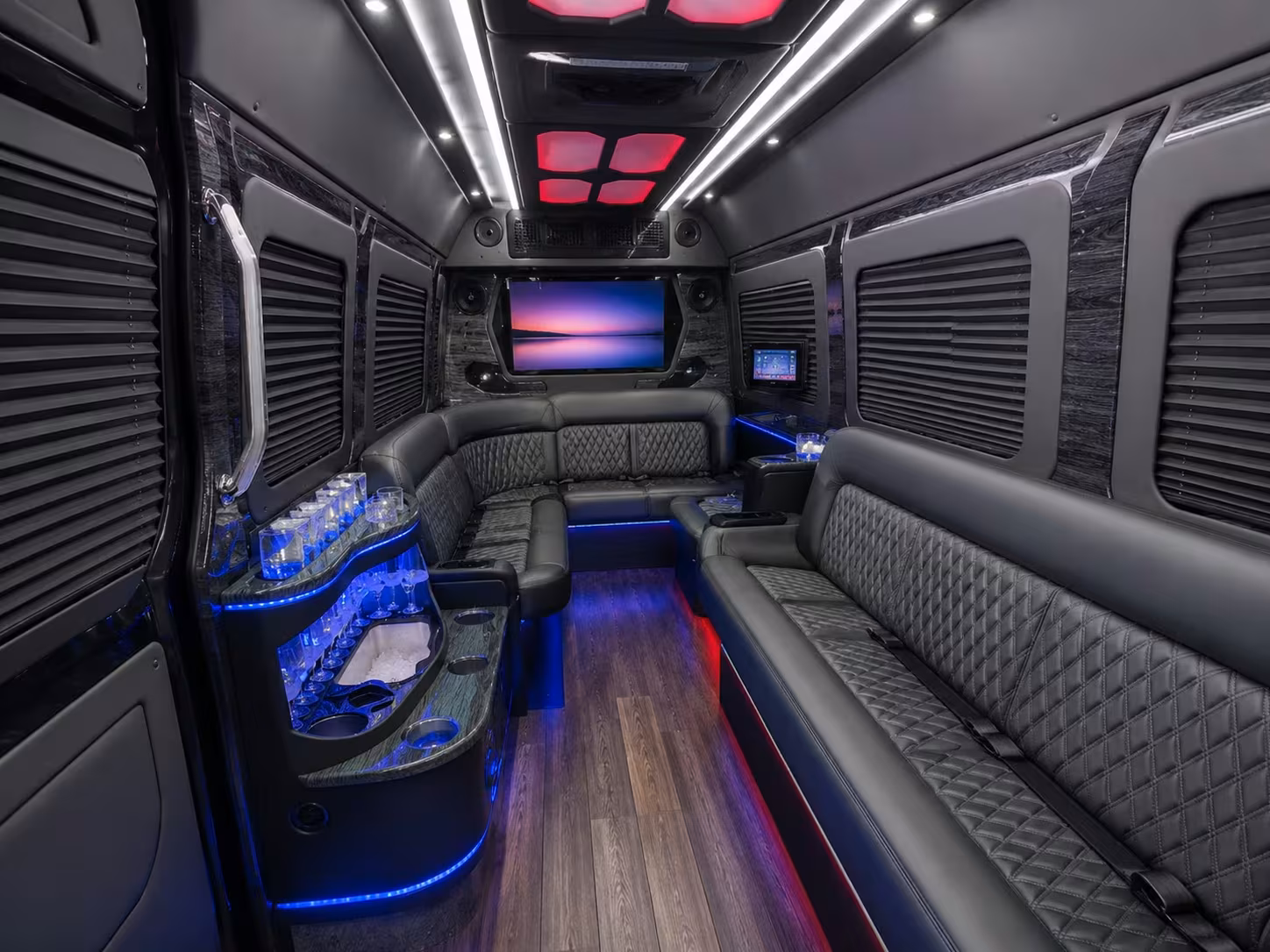 suffolk concert shuttle buses for festival weekends and tours
