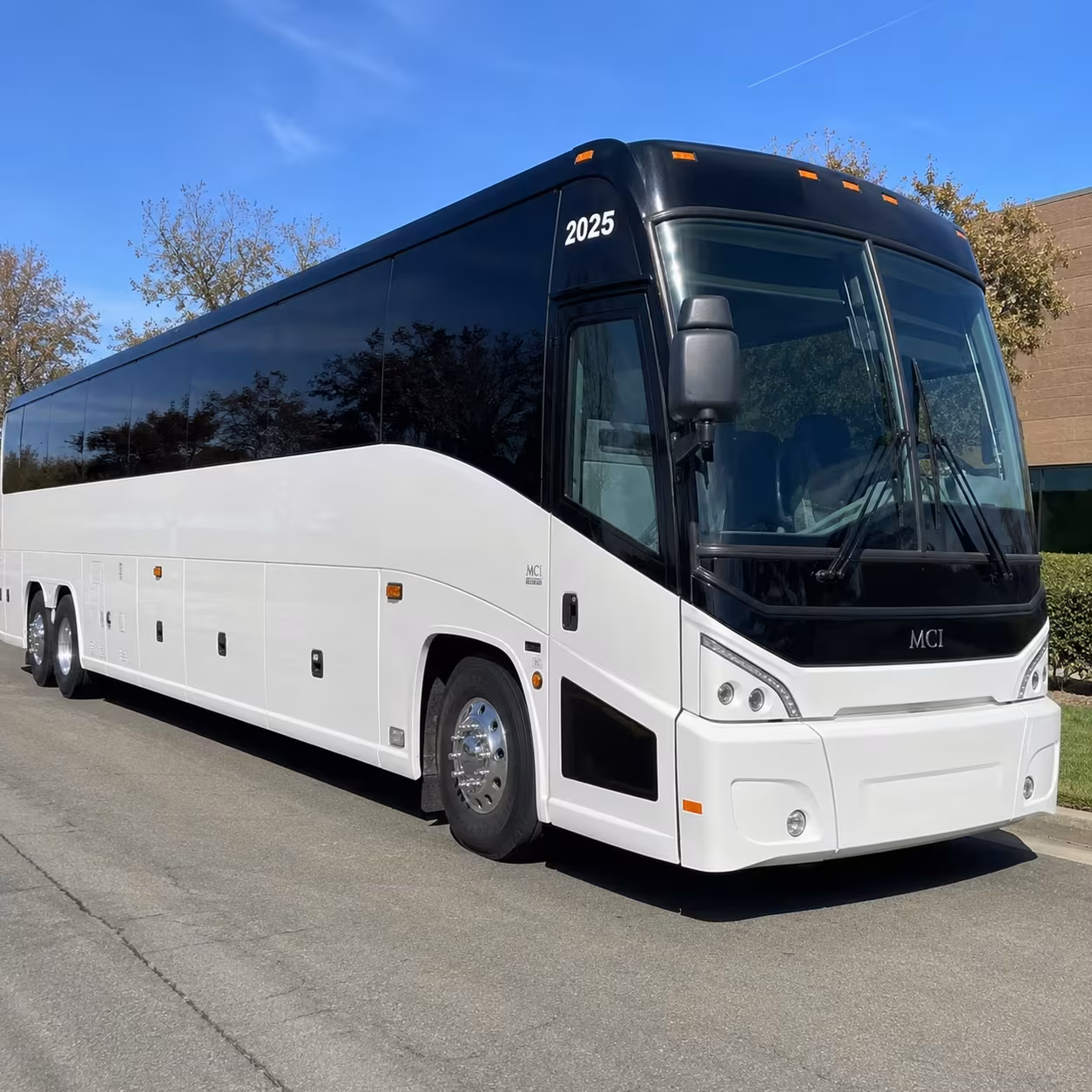 suffolk corporate event bus rentals for conferences and team outings