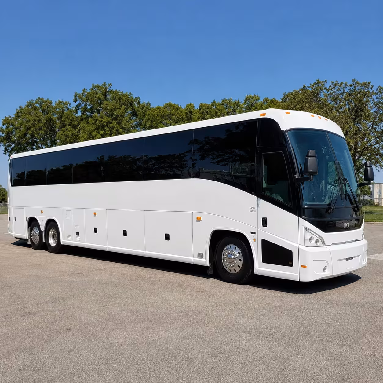 suffolk employee shuttle buses for daily commutes