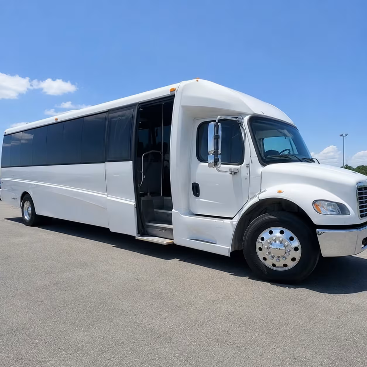 suffolk minibus rentals to newport news williamsburg airport