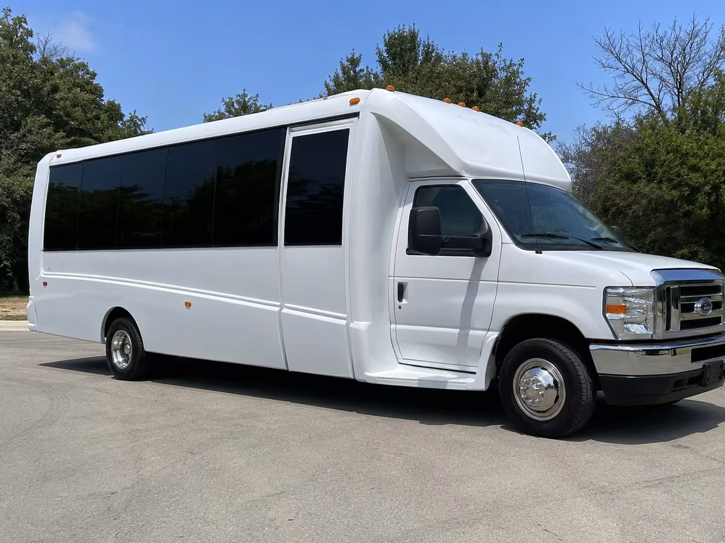 suffolk prom party bus rentals for hampton roads venues