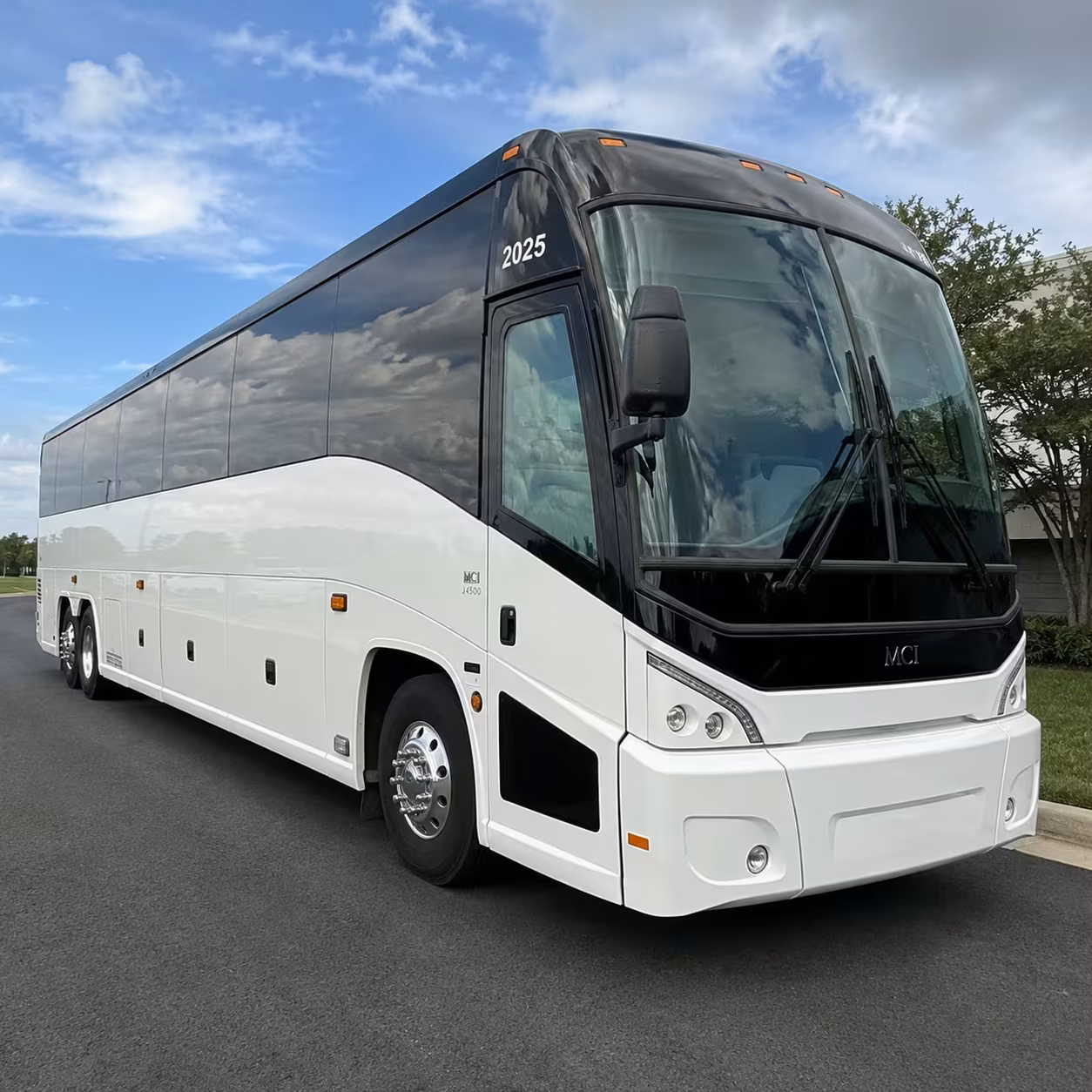 suffolk wedding shuttle buses for nansemond river venues